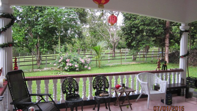 The House (Rumah)